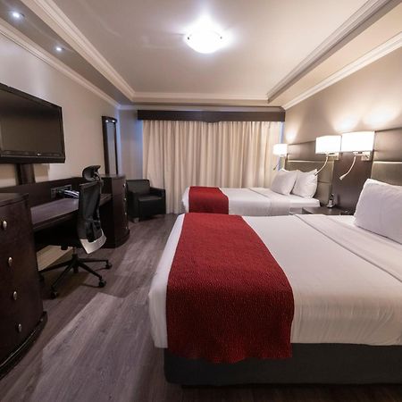 Hotel & Suites Le Dauphin دروموندفيل المظهر الخارجي الصورة