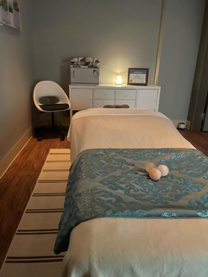 Hotel & Suites Le Dauphin دروموندفيل المظهر الخارجي الصورة