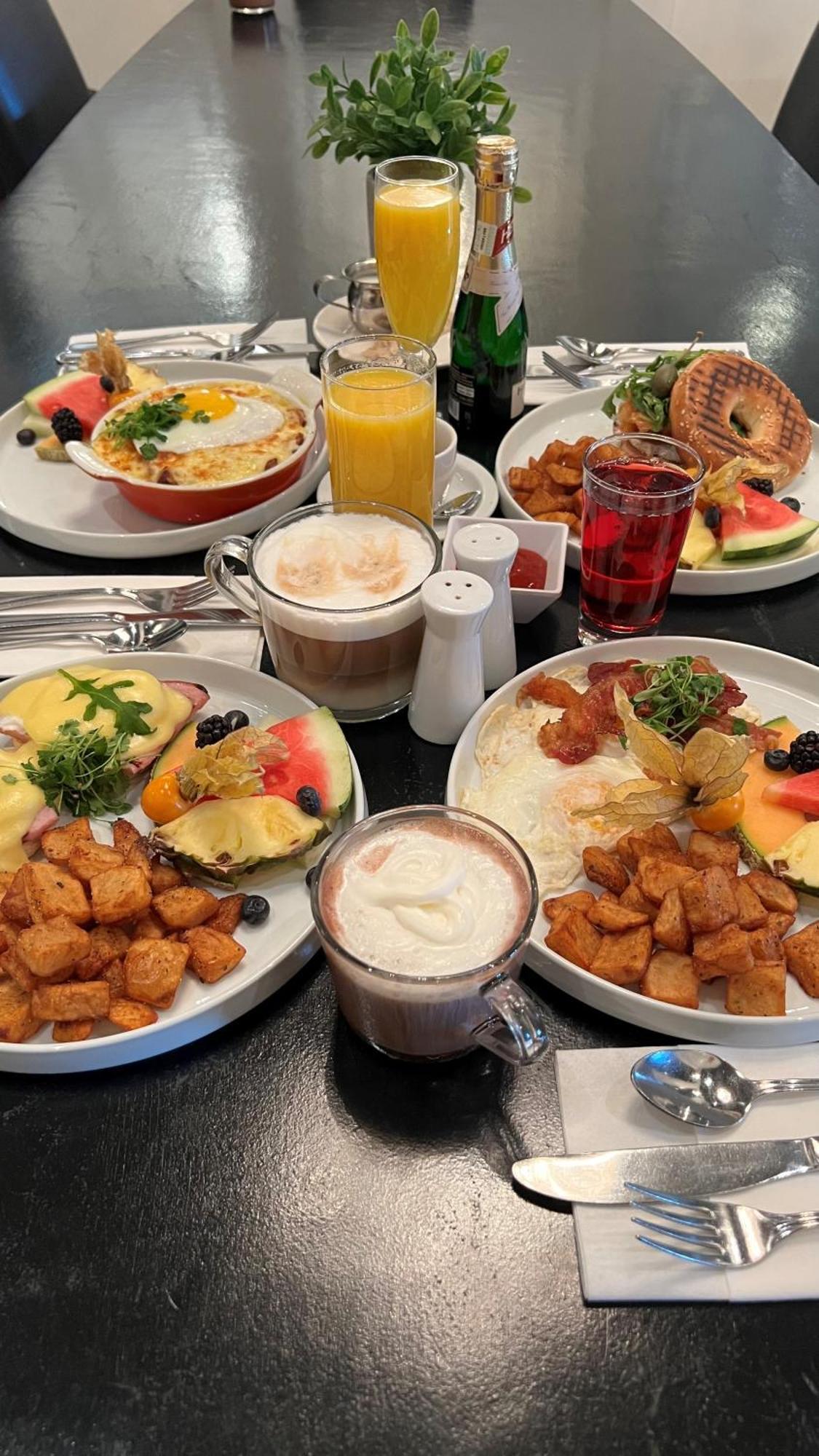 Hotel & Suites Le Dauphin دروموندفيل المظهر الخارجي الصورة