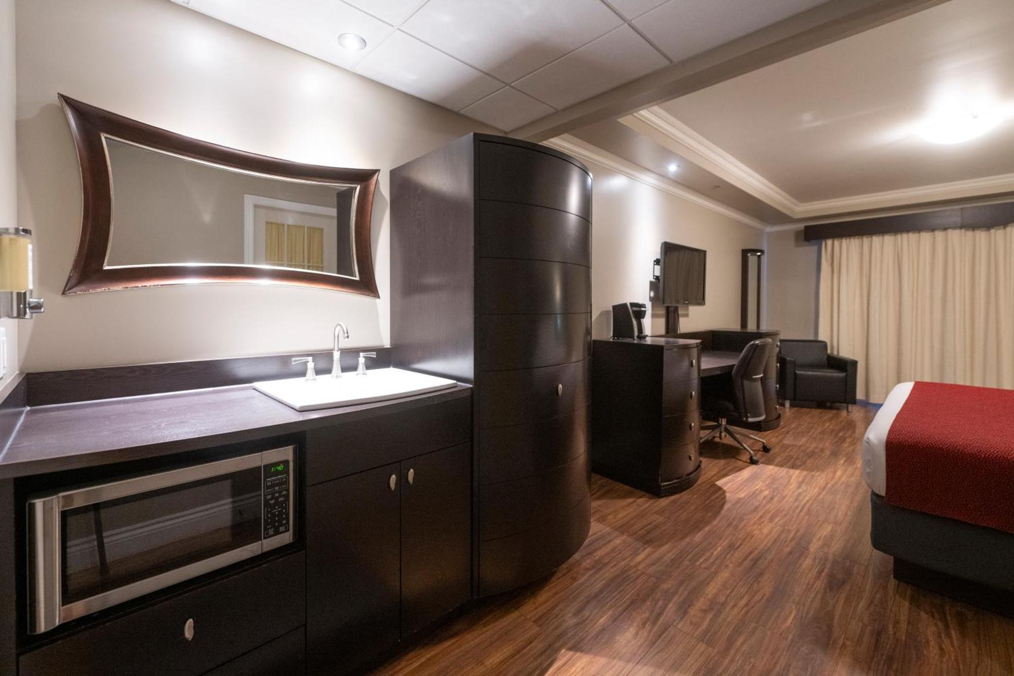 Hotel & Suites Le Dauphin دروموندفيل المظهر الخارجي الصورة